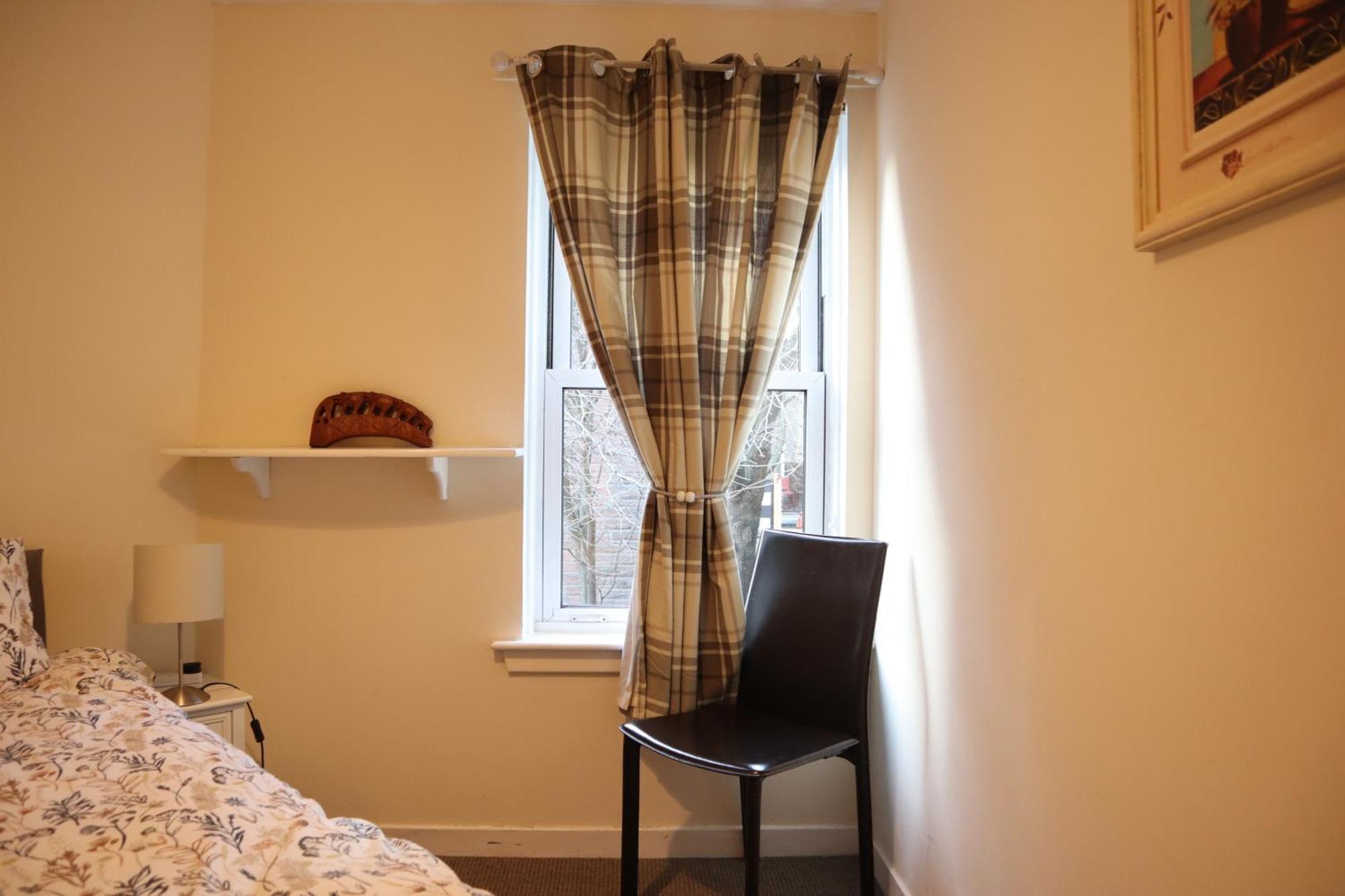 3 Bedrooms Flat In Central Edinburgh Old Town Sleeps 6 Buitenkant foto