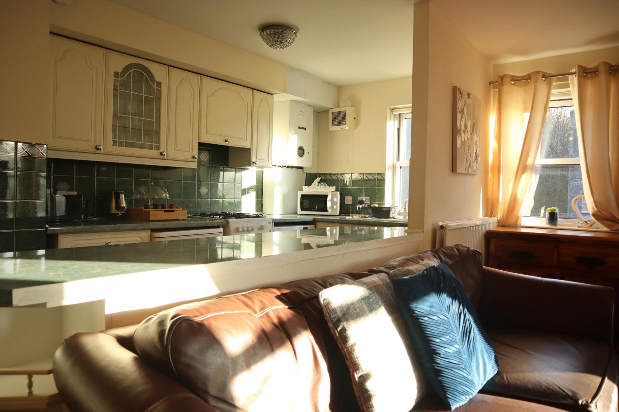 3 Bedrooms Flat In Central Edinburgh Old Town Sleeps 6 Buitenkant foto